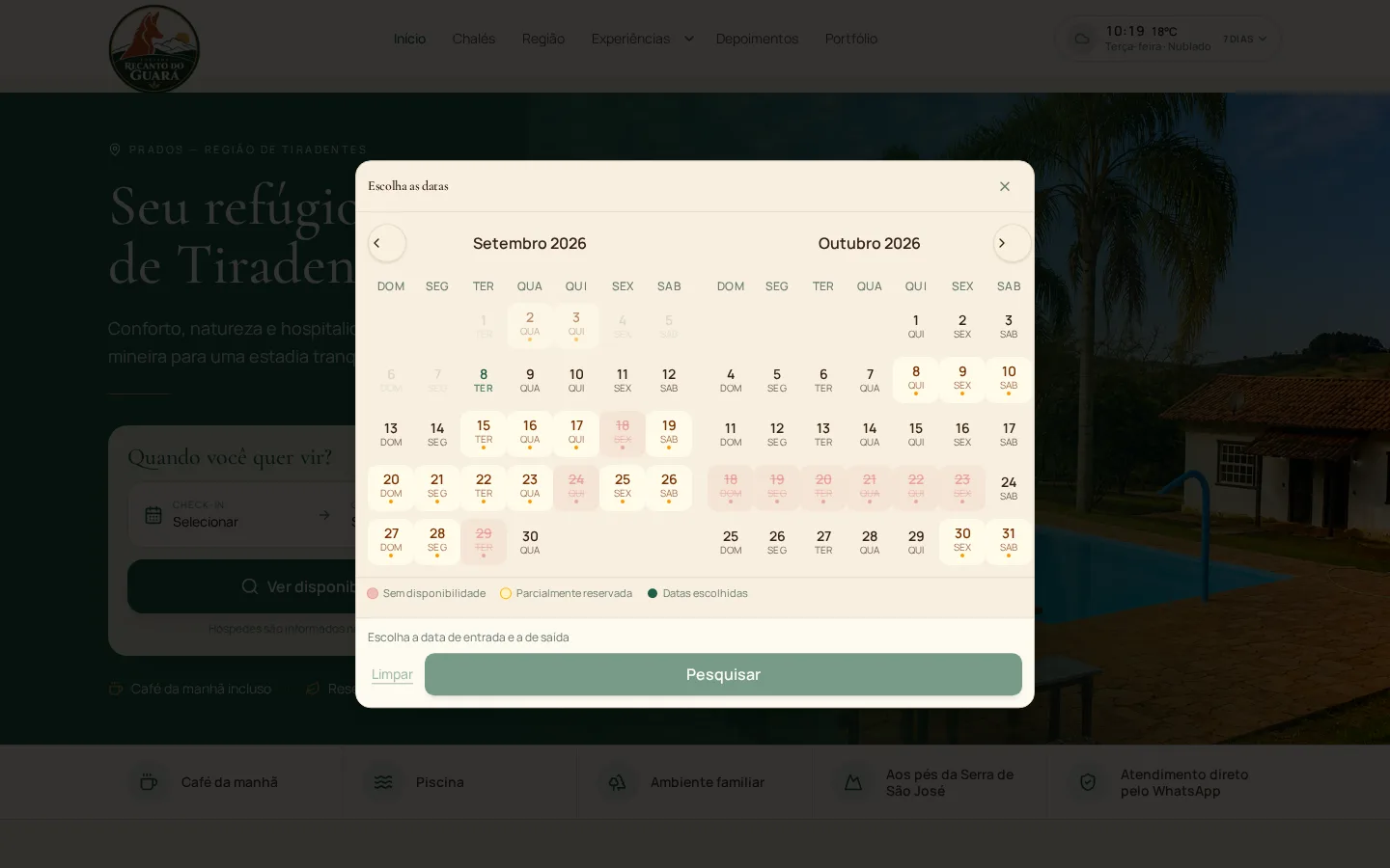 Calendário de disponibilidade com datas livres, parcialmente reservadas e escolhidas